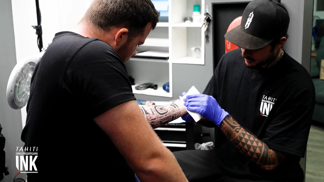 Tahiti-ink-Ateanui-Clement